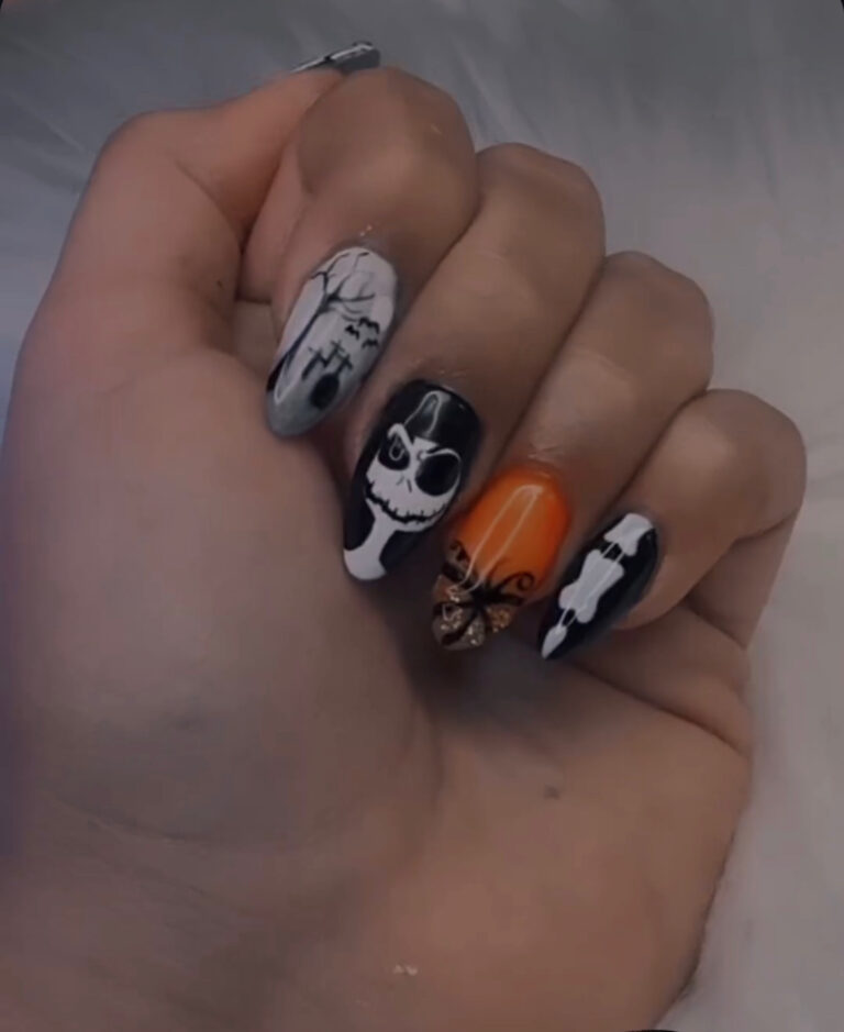 halloween nails near me