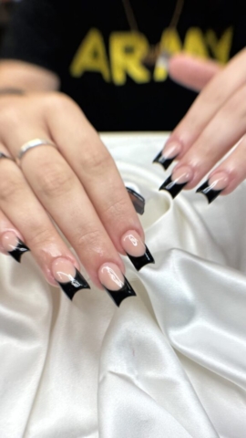 nail salon in dowtown west palm beach
